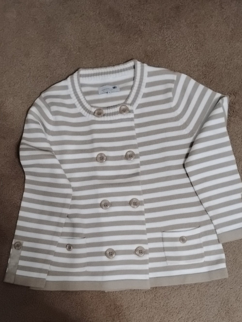 Liz Lange Striped Double-Breasted Cardigan Sweater in White and Tan NWOT. MEDIUM